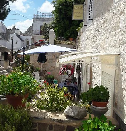 לינה וארוחת בוקר Gaestehaus Tagaro