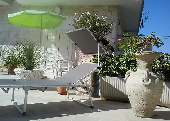 Gaestehaus Tagaro לינה וארוחת בוקר